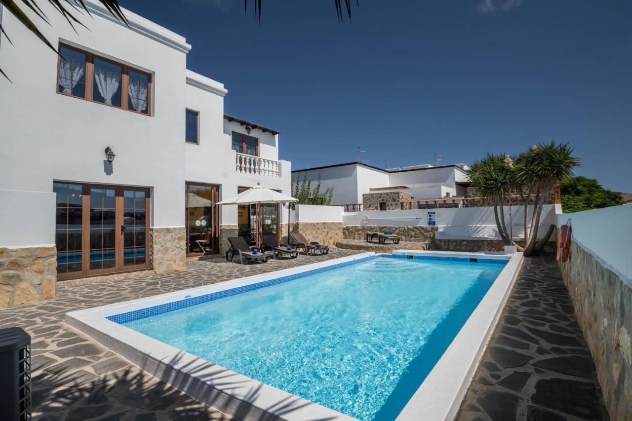 Villa Maria Tinajo Exterior photo